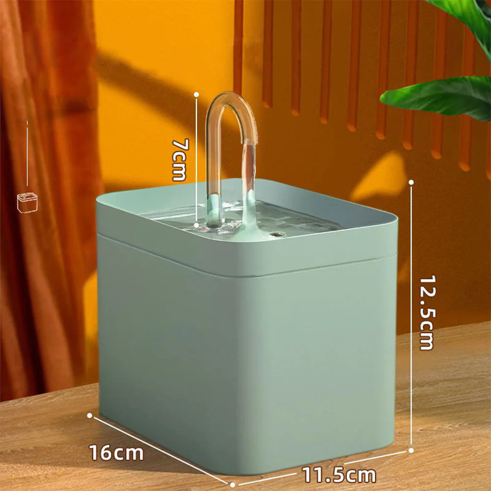 Distributeur d'eau à circulation automatique pour animaux de compagnie